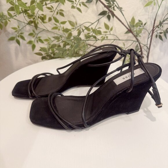 SAMPLE PIECES REISS Black Leather Kali Wedge Leather Strappy Wedge Sandal - Picture 1 of 5